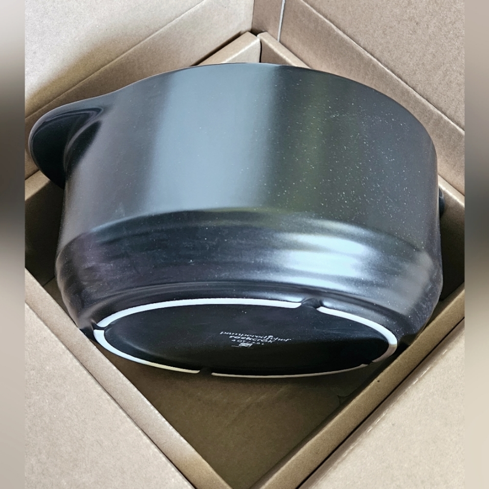 NEW Pampered Chef Rock Crok Dutch Oven 4 Qt.
